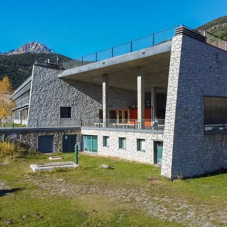 Monnatura Pirineus Hostel