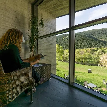 Monnatura Pirineus Hostel Son Del Pi