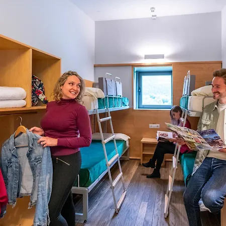 Hostel Monnatura Pirineus *